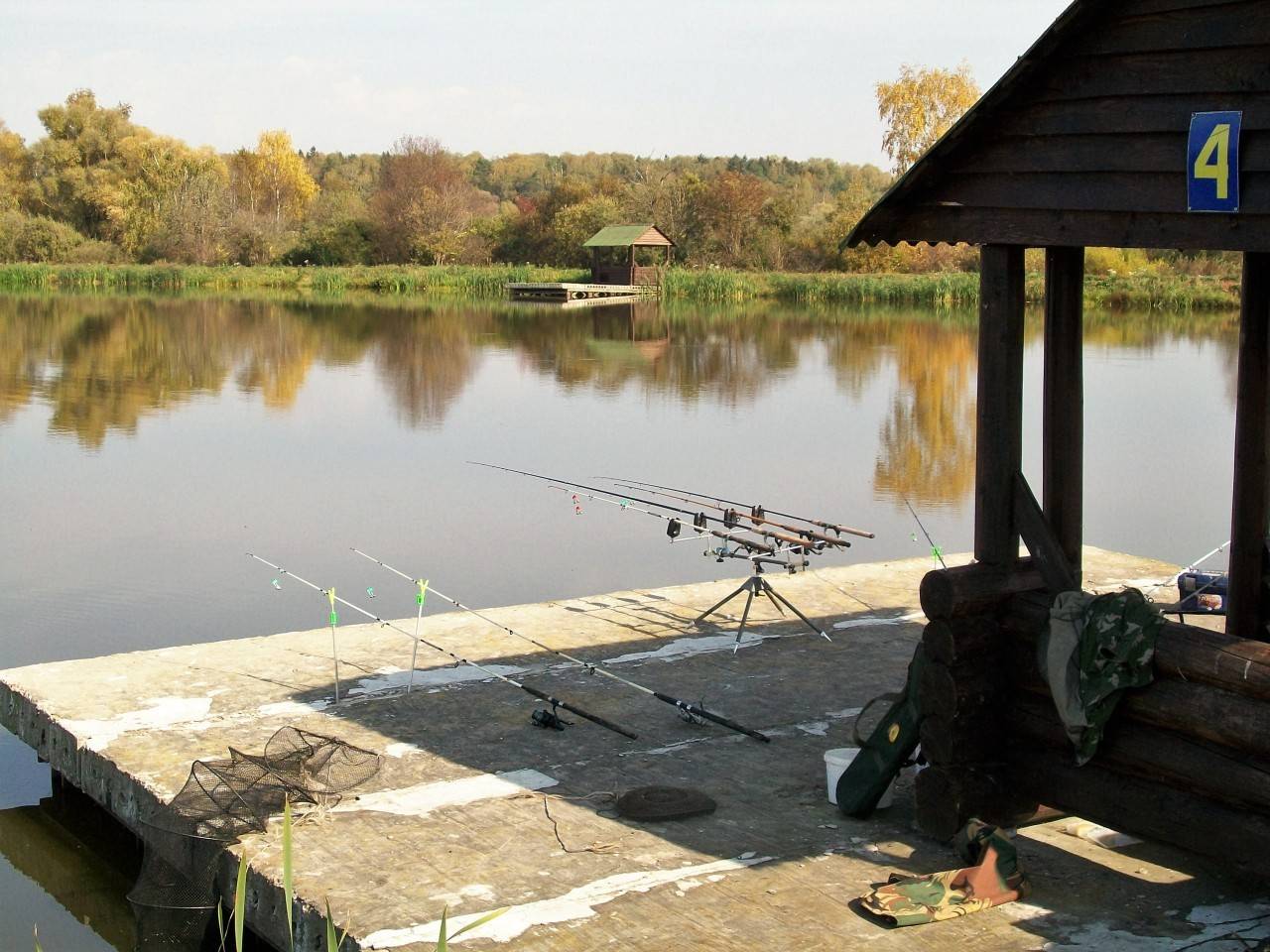 Платная рыбалка в озерах