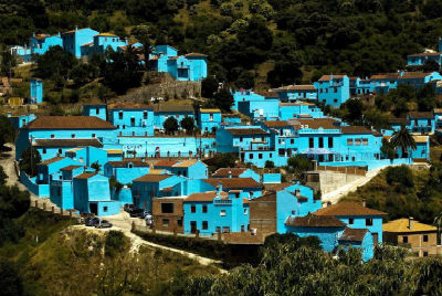 синяя деревня Хускар