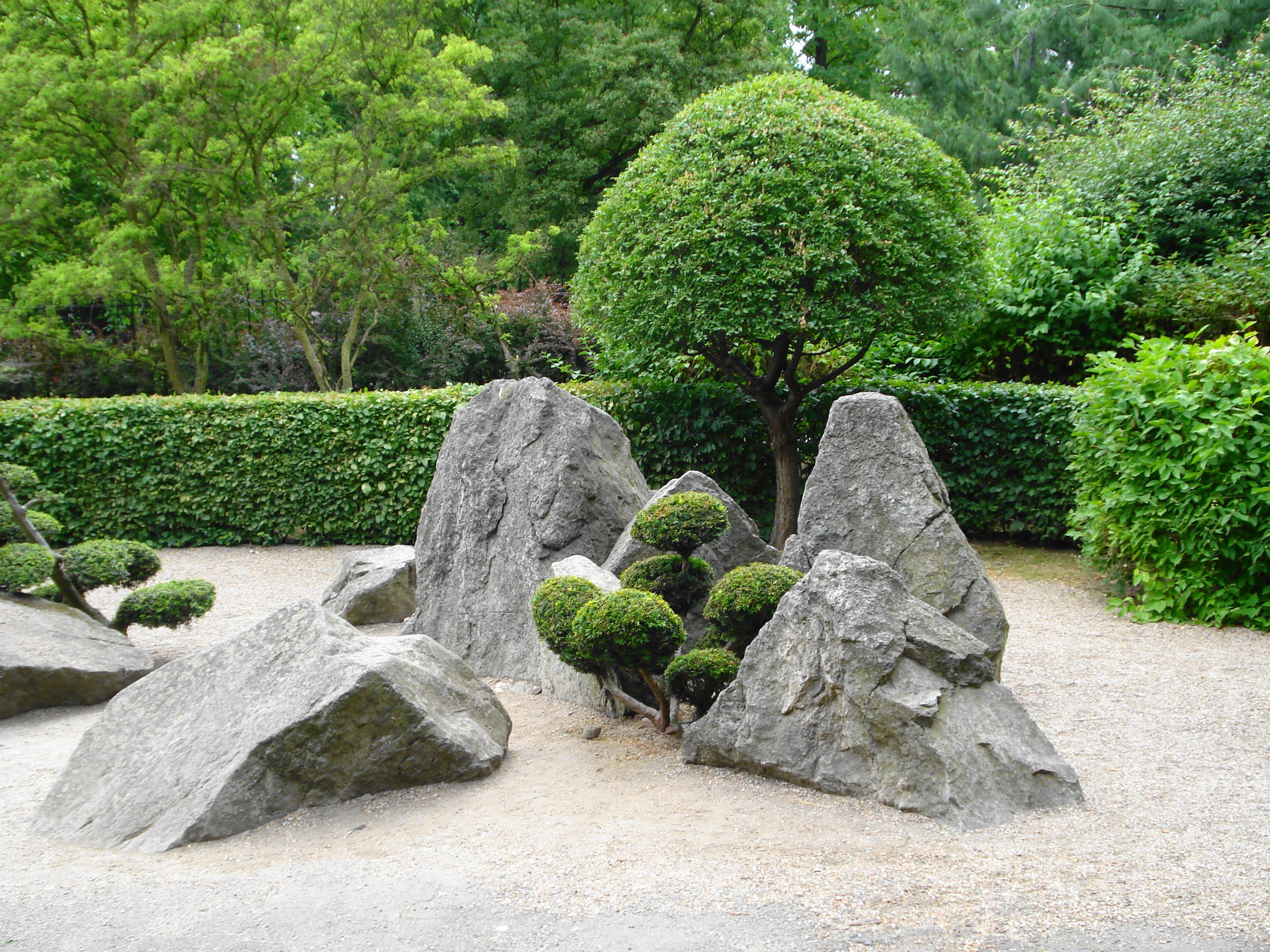 Камень в ландшафтном дизайне фото: Камни в ландшафтном дизайне – сфера .