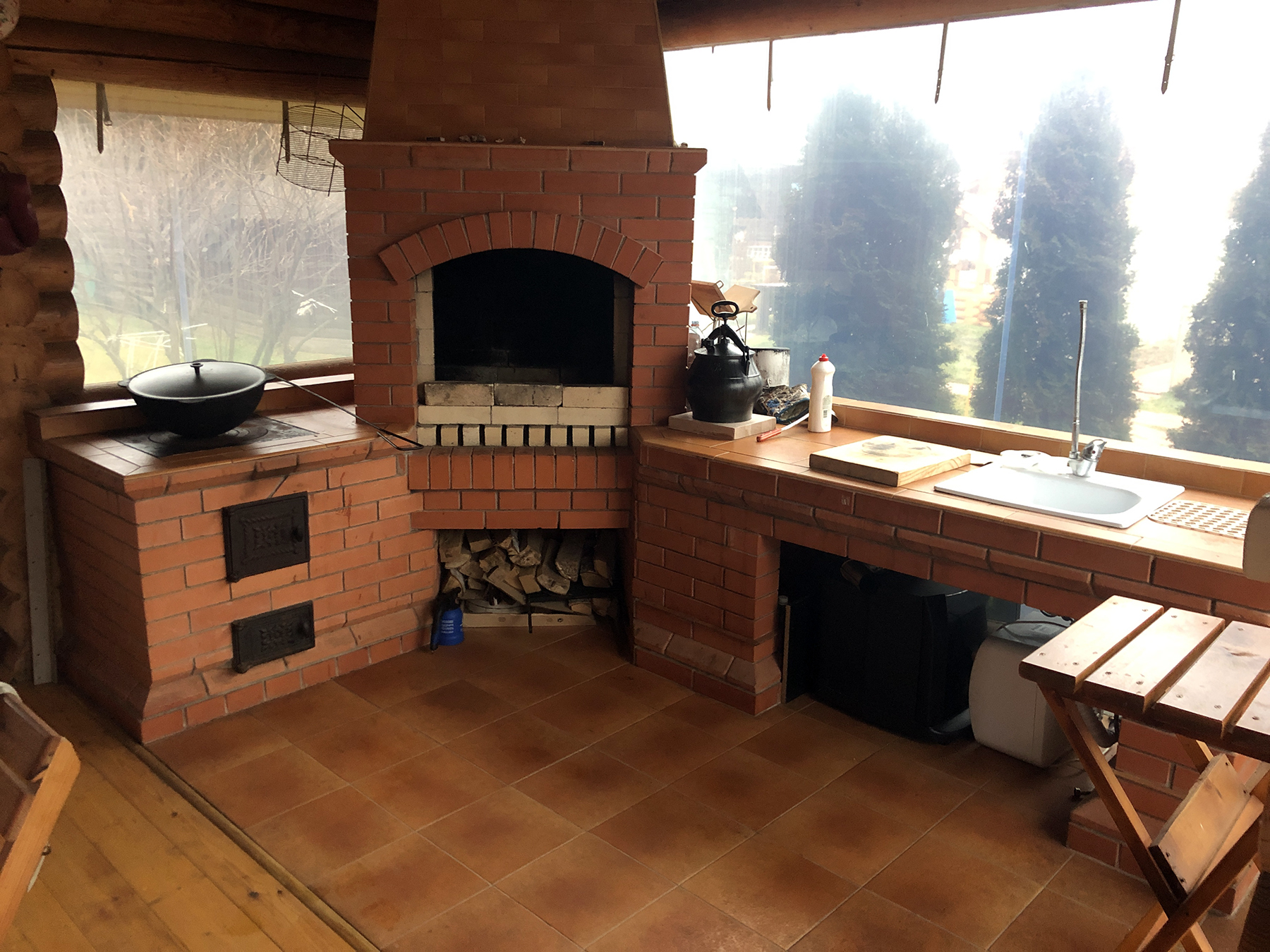 Летняя кухня с печью: Проекты летней кухни на даче с барбекю мангалом .